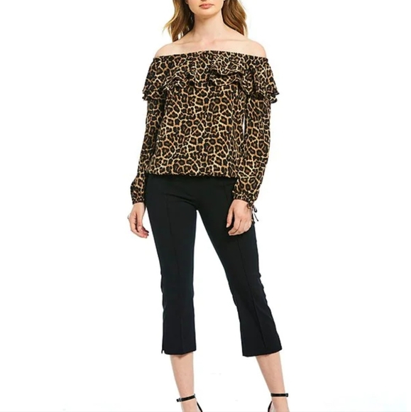 NWT. MICHAEL KORS. Leopard Print Top. - Picture 2 of 10